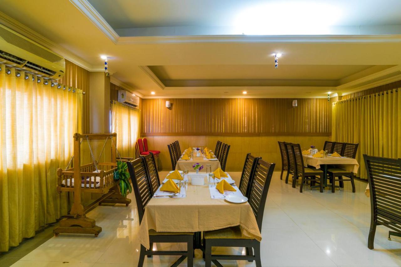 מלון Thrissur Sree Gokulam Residency מראה חיצוני תמונה