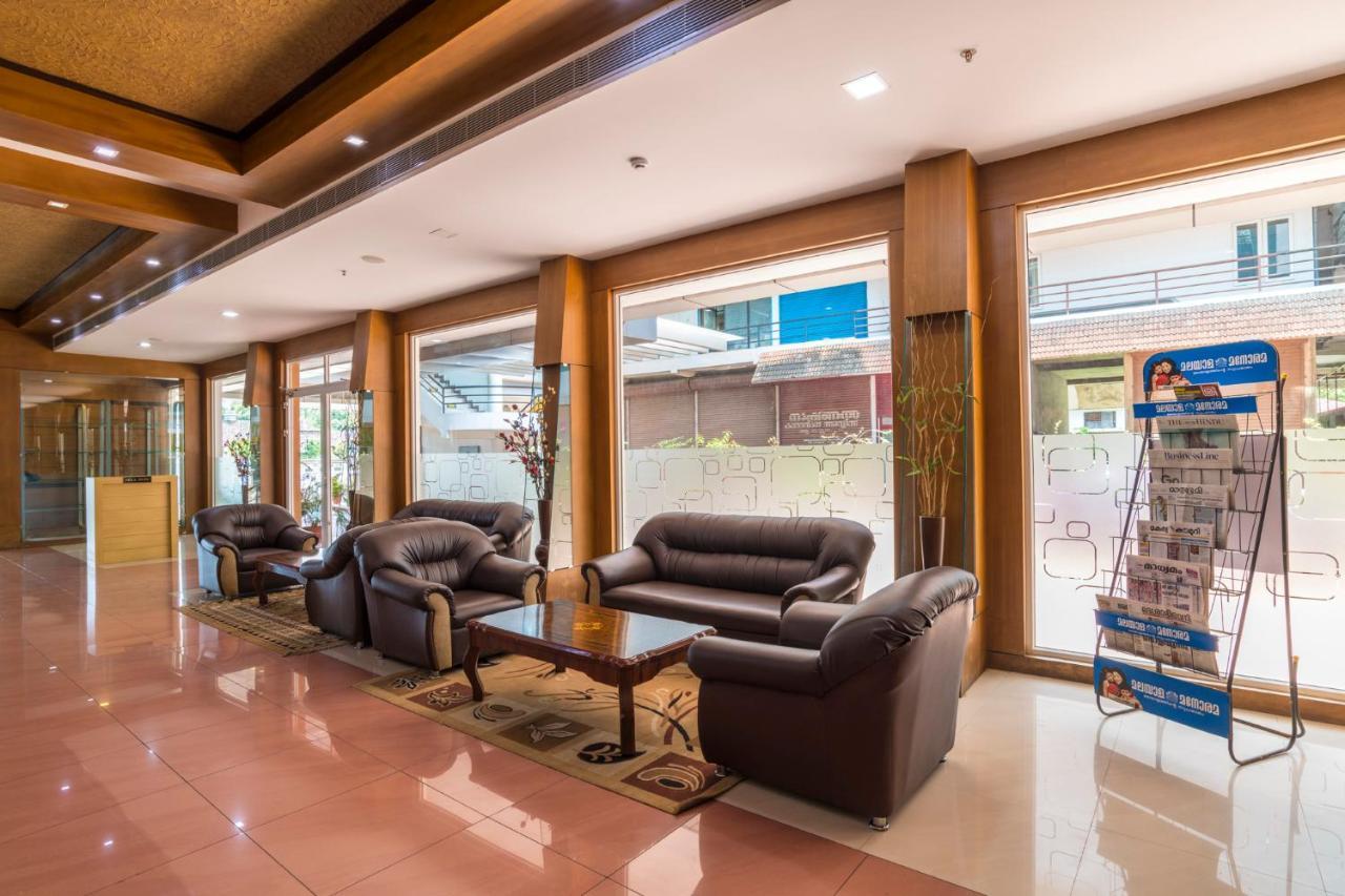 מלון Thrissur Sree Gokulam Residency מראה חיצוני תמונה